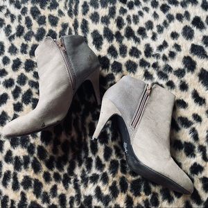 Express taupe snakeskin booties